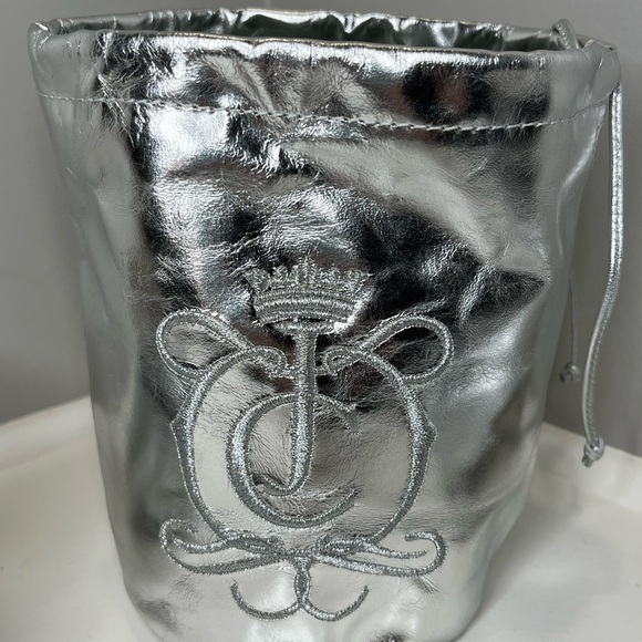 Juicy Couture Silver Leather Logo Embroidered Ballet Flats Fold Up with … - Picture 10 of 11